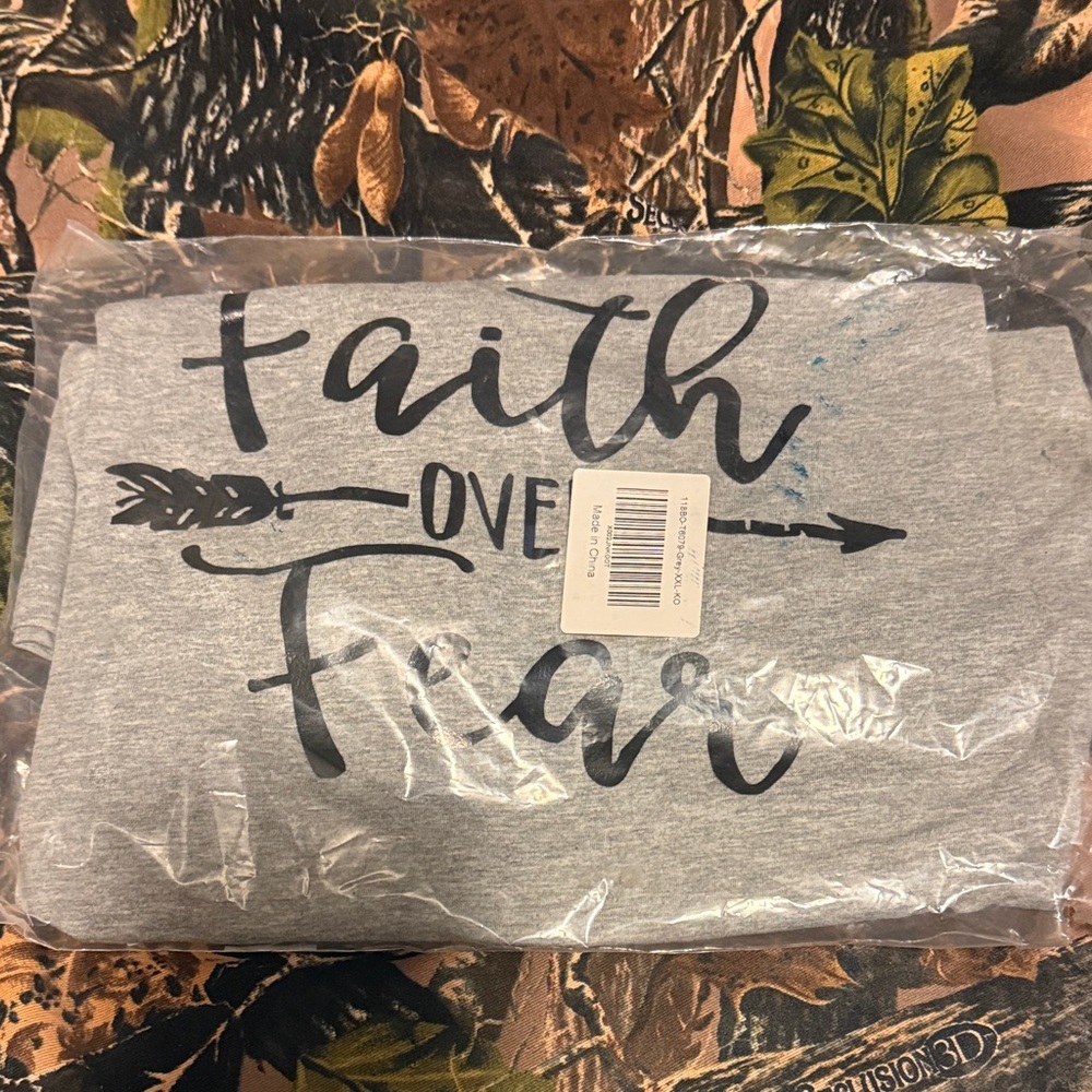 Gray Graphic Tee with 'Faith Over Fear' Print
